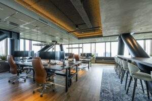 P.J. Oudweg 4 in Almere